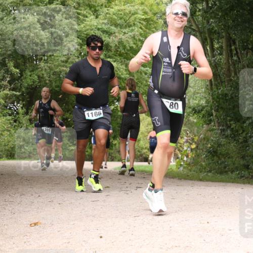 30.08.2026 - Elbe Triathlon Hamburg Antke Förster http://msf.ph/oto/10102569 30.08.2026 11:31:10 Laufen 1289, 1166, 80 meine-sportfotos.de