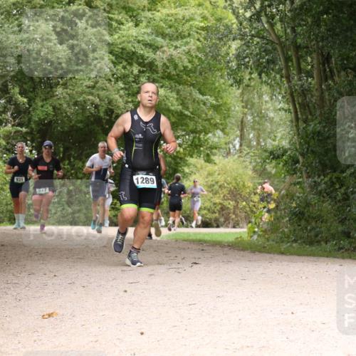 30.08.2026 - Elbe Triathlon Hamburg Antke Förster http://msf.ph/oto/10102573 30.08.2026 11:31:13 Laufen 931, 1289 meine-sportfotos.de