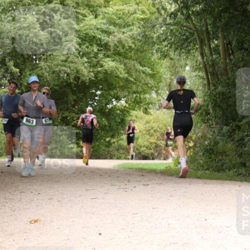 30.08.2026 - Elbe Triathlon Hamburg Antke Förster http://msf.ph/oto/10102591 30.08.2026 11:31:22 Laufen 234, 863, 87 meine-sportfotos.de