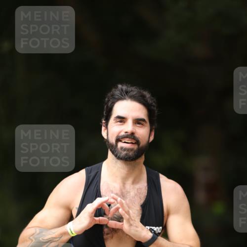30.08.2026 - Elbe Triathlon Hamburg Antke Förster http://msf.ph/oto/10102620 30.08.2026 11:28:02 Laufen 714 meine-sportfotos.de
