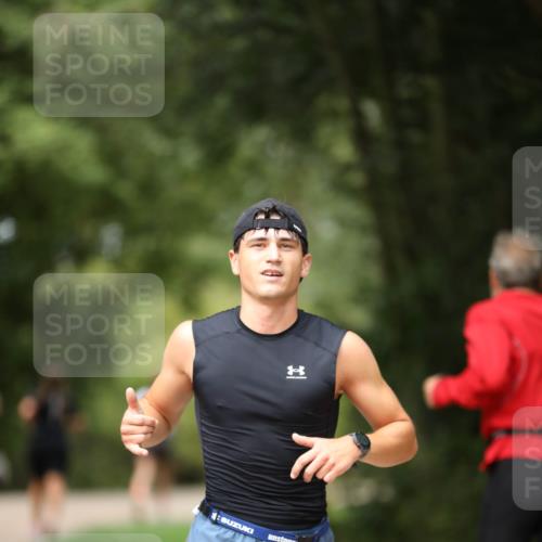 30.08.2026 - Elbe Triathlon Hamburg Antke Förster http://msf.ph/oto/10102626 30.08.2026 11:28:05 Laufen  meine-sportfotos.de