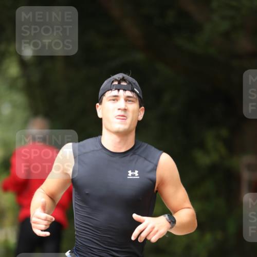 30.08.2026 - Elbe Triathlon Hamburg Antke Förster http://msf.ph/oto/10102628 30.08.2026 11:28:05 Laufen  meine-sportfotos.de