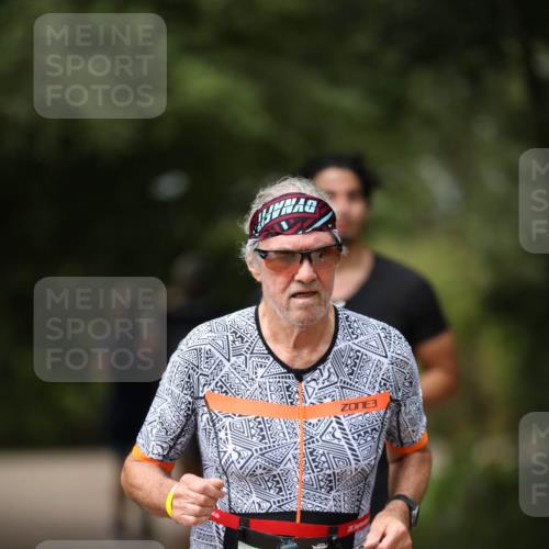 30.08.2026 - Elbe Triathlon Hamburg Antke Förster http://msf.ph/oto/10102642 30.08.2026 11:28:13 Laufen 789, 3 meine-sportfotos.de