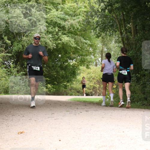 30.08.2026 - Elbe Triathlon Hamburg Antke Förster http://msf.ph/oto/10102643 30.08.2026 11:32:00 Laufen 78, 58 meine-sportfotos.de