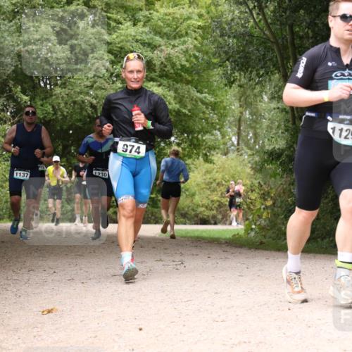30.08.2026 - Elbe Triathlon Hamburg Antke Förster http://msf.ph/oto/10102673 30.08.2026 11:32:26 Laufen 1137, 230, 974, 1129 meine-sportfotos.de
