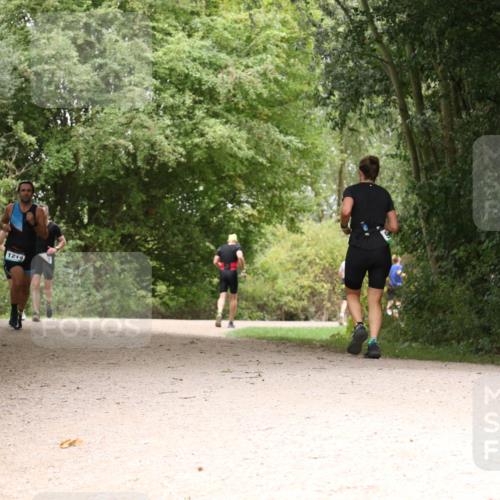 30.08.2026 - Elbe Triathlon Hamburg Antke Förster http://msf.ph/oto/10102687 30.08.2026 11:32:49 Laufen 1219 meine-sportfotos.de