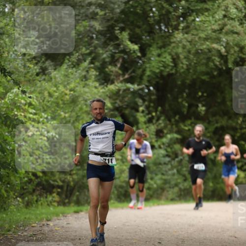 30.08.2026 - Elbe Triathlon Hamburg Antke Förster http://msf.ph/oto/10102692 30.08.2026 11:29:03 Laufen 11 meine-sportfotos.de