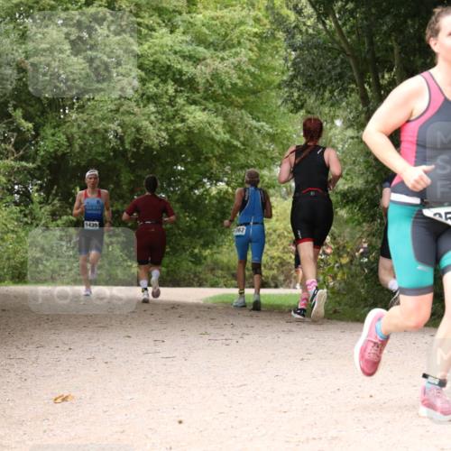 30.08.2026 - Elbe Triathlon Hamburg Antke Förster http://msf.ph/oto/10102737 30.08.2026 11:33:44 Laufen 1435, 362, 52 meine-sportfotos.de