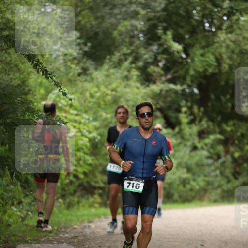 30.08.2026 - Elbe Triathlon Hamburg Antke Förster http://msf.ph/oto/10102752 30.08.2026 11:29:40 Laufen 1170, 716 meine-sportfotos.de