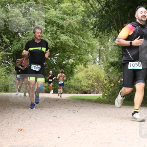 30.08.2026 - Elbe Triathlon Hamburg Antke Förster http://msf.ph/oto/10102779 30.08.2026 11:34:22 Laufen 79, 1246, 644, 1050 meine-sportfotos.de
