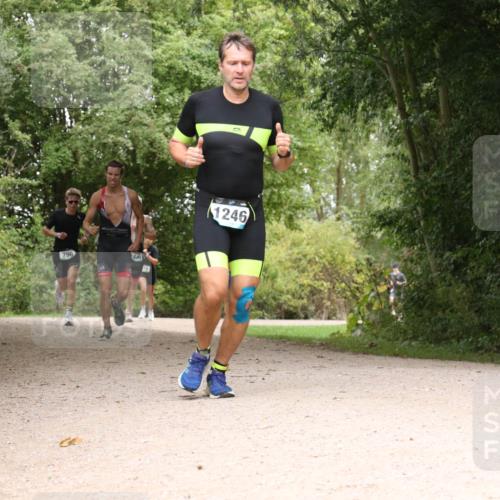 30.08.2026 - Elbe Triathlon Hamburg Antke Förster http://msf.ph/oto/10102781 30.08.2026 11:34:23 Laufen 796, 1246 meine-sportfotos.de