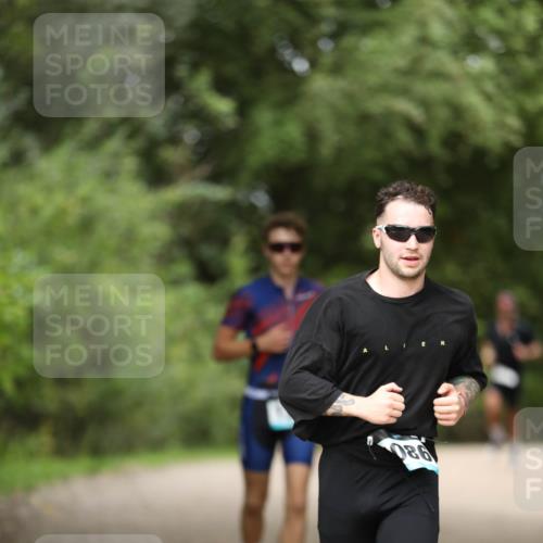 30.08.2026 - Elbe Triathlon Hamburg Antke Förster http://msf.ph/oto/10102782 30.08.2026 11:29:53 Laufen 086 meine-sportfotos.de