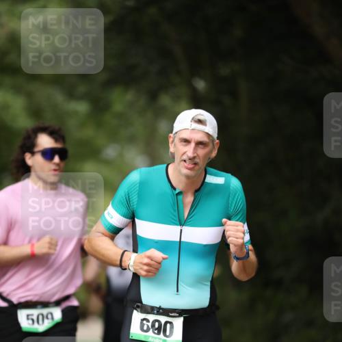 30.08.2026 - Elbe Triathlon Hamburg Antke Förster http://msf.ph/oto/10102810 30.08.2026 11:30:07 Laufen 509, 690 meine-sportfotos.de