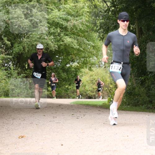 30.08.2026 - Elbe Triathlon Hamburg Antke Förster http://msf.ph/oto/10102811 30.08.2026 11:34:39 Laufen 1307, 1132 meine-sportfotos.de