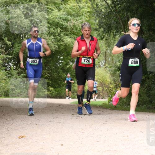 30.08.2026 - Elbe Triathlon Hamburg Antke Förster http://msf.ph/oto/10102867 30.08.2026 11:35:12 Laufen 726, 800, 653 meine-sportfotos.de