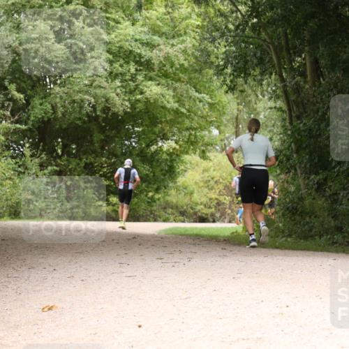 30.08.2026 - Elbe Triathlon Hamburg Antke Förster http://msf.ph/oto/10102885 30.08.2026 11:35:23 Laufen  meine-sportfotos.de