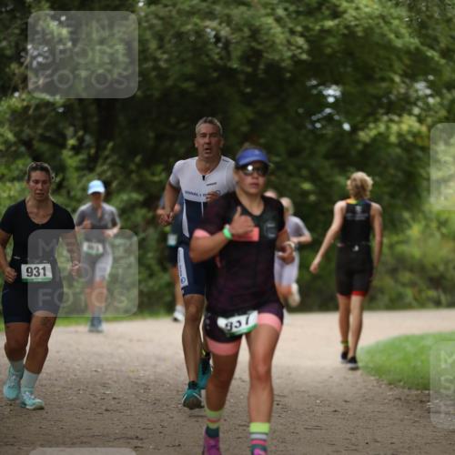 30.08.2026 - Elbe Triathlon Hamburg Antke Förster http://msf.ph/oto/10102886 30.08.2026 11:31:16 Laufen 931 meine-sportfotos.de
