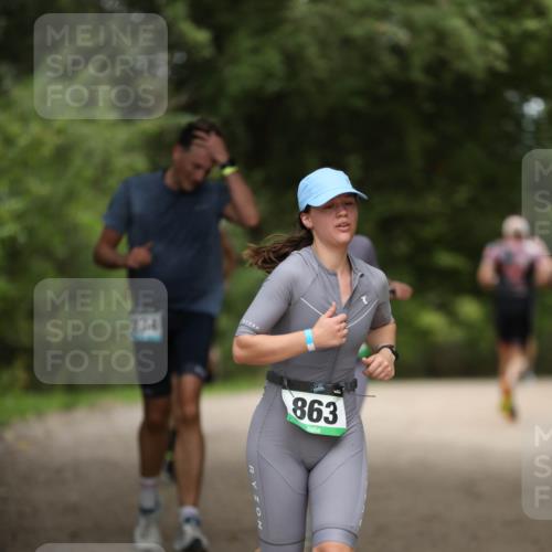 30.08.2026 - Elbe Triathlon Hamburg Antke Förster http://msf.ph/oto/10102902 30.08.2026 11:31:24 Laufen 234, 863 meine-sportfotos.de