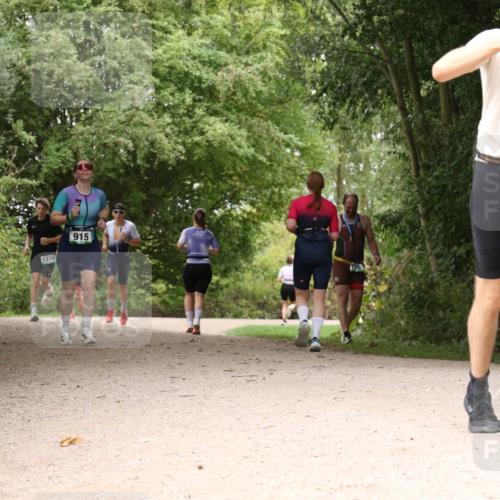 30.08.2026 - Elbe Triathlon Hamburg Antke Förster http://msf.ph/oto/10102911 30.08.2026 11:35:46 Laufen 1374, 915 meine-sportfotos.de