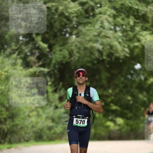 30.08.2026 - Elbe Triathlon Hamburg Antke Förster http://msf.ph/oto/10102930 30.08.2026 11:31:39 Laufen 570 meine-sportfotos.de