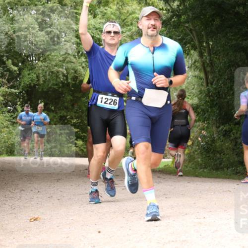 30.08.2026 - Elbe Triathlon Hamburg Antke Förster http://msf.ph/oto/10102969 30.08.2026 11:36:17 Laufen 867, 1226 meine-sportfotos.de
