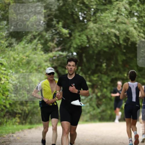 30.08.2026 - Elbe Triathlon Hamburg Antke Förster http://msf.ph/oto/10102992 30.08.2026 11:32:33 Laufen  meine-sportfotos.de