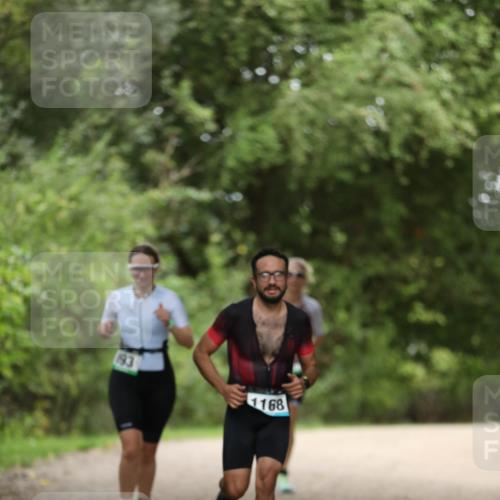 30.08.2026 - Elbe Triathlon Hamburg Antke Förster http://msf.ph/oto/10103022 30.08.2026 11:33:20 Laufen 193, 1168 meine-sportfotos.de