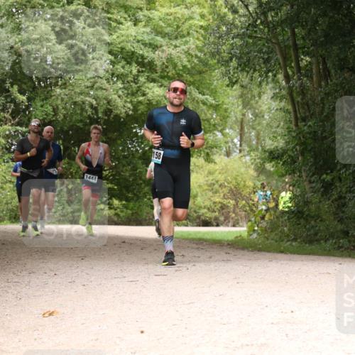 30.08.2026 - Elbe Triathlon Hamburg Antke Förster http://msf.ph/oto/10103023 30.08.2026 11:36:51 Laufen 1444, 158 meine-sportfotos.de