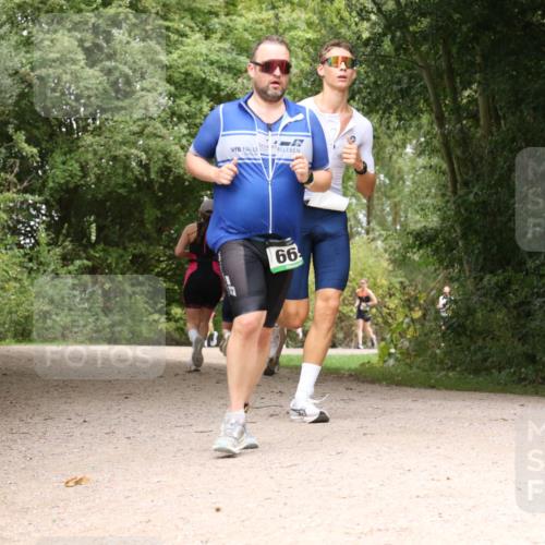 30.08.2026 - Elbe Triathlon Hamburg Antke Förster http://msf.ph/oto/10103039 30.08.2026 11:37:01 Laufen 66 meine-sportfotos.de