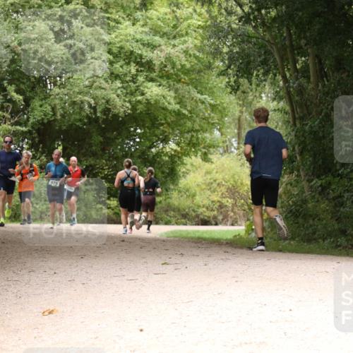 30.08.2026 - Elbe Triathlon Hamburg Antke Förster http://msf.ph/oto/10103065 30.08.2026 11:37:21 Laufen 979 meine-sportfotos.de