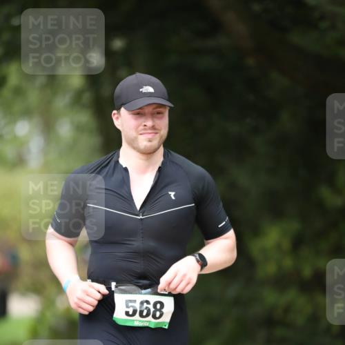 30.08.2026 - Elbe Triathlon Hamburg Antke Förster http://msf.ph/oto/10103074 30.08.2026 11:34:15 Laufen 568 meine-sportfotos.de