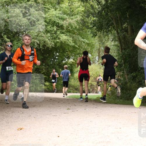 30.08.2026 - Elbe Triathlon Hamburg Antke Förster http://msf.ph/oto/10103075 30.08.2026 11:37:28 Laufen 812, 114 meine-sportfotos.de