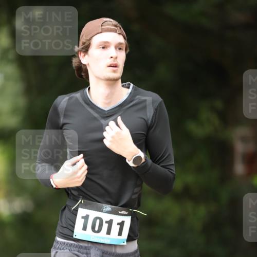 30.08.2026 - Elbe Triathlon Hamburg Antke Förster http://msf.ph/oto/10103076 30.08.2026 11:34:17 Laufen 1011 meine-sportfotos.de