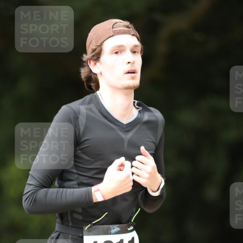 30.08.2026 - Elbe Triathlon Hamburg Antke Förster http://msf.ph/oto/10103078 30.08.2026 11:34:17 Laufen 1011 meine-sportfotos.de
