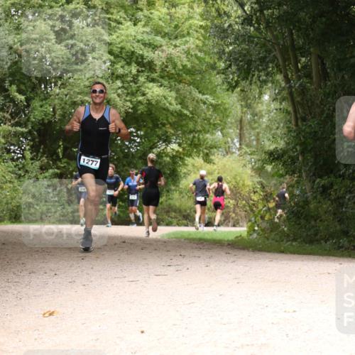 30.08.2026 - Elbe Triathlon Hamburg Antke Förster http://msf.ph/oto/10103085 30.08.2026 11:37:38 Laufen 1277 meine-sportfotos.de