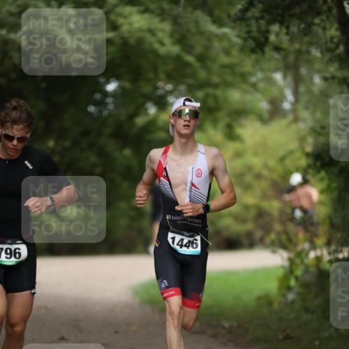 30.08.2026 - Elbe Triathlon Hamburg Antke Förster http://msf.ph/oto/10103094 30.08.2026 11:34:27 Laufen 796, 1446 meine-sportfotos.de