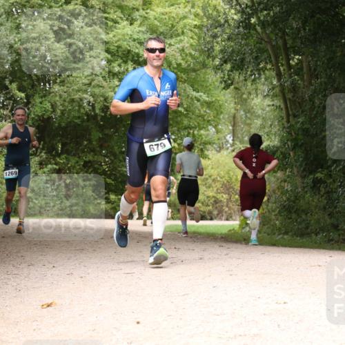 30.08.2026 - Elbe Triathlon Hamburg Antke Förster http://msf.ph/oto/10103107 30.08.2026 11:37:50 Laufen 1269, 679 meine-sportfotos.de