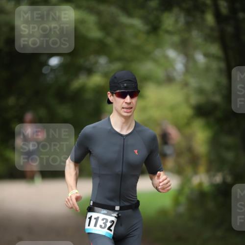 30.08.2026 - Elbe Triathlon Hamburg Antke Förster http://msf.ph/oto/10103114 30.08.2026 11:34:40 Laufen 1132 meine-sportfotos.de
