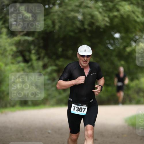 30.08.2026 - Elbe Triathlon Hamburg Antke Förster http://msf.ph/oto/10103116 30.08.2026 11:34:41 Laufen 1307 meine-sportfotos.de