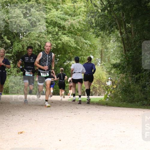 30.08.2026 - Elbe Triathlon Hamburg Antke Förster http://msf.ph/oto/10103121 30.08.2026 11:37:59 Laufen 1245, 775 meine-sportfotos.de