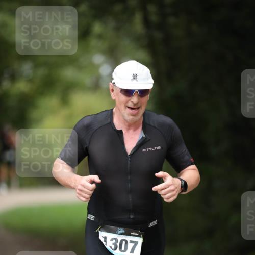 30.08.2026 - Elbe Triathlon Hamburg Antke Förster http://msf.ph/oto/10103122 30.08.2026 11:34:42 Laufen 1307 meine-sportfotos.de