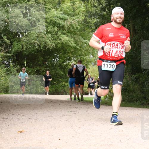 30.08.2026 - Elbe Triathlon Hamburg Antke Förster http://msf.ph/oto/10103139 30.08.2026 11:38:10 Laufen 911, 1130 meine-sportfotos.de