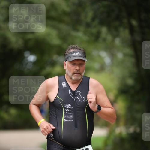 30.08.2026 - Elbe Triathlon Hamburg Antke Förster http://msf.ph/oto/10103146 30.08.2026 11:34:58 Laufen 757 meine-sportfotos.de