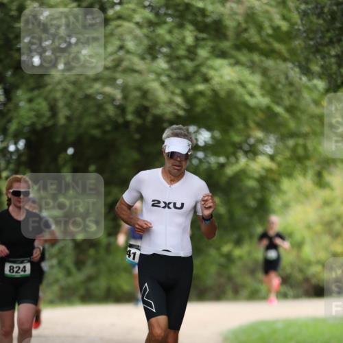 30.08.2026 - Elbe Triathlon Hamburg Antke Förster http://msf.ph/oto/10103150 30.08.2026 11:35:00 Laufen 41, 824, 2 meine-sportfotos.de