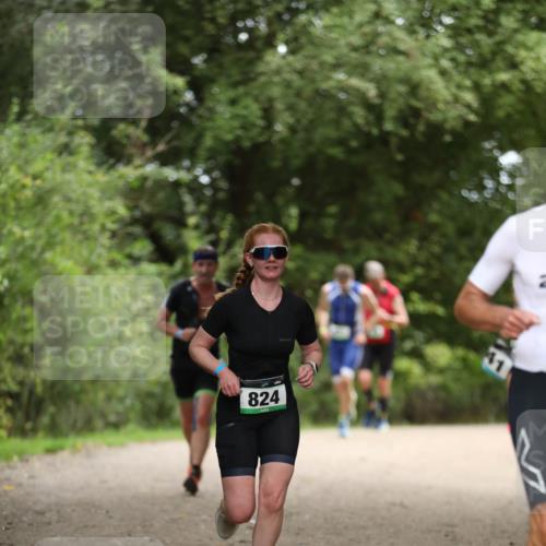 30.08.2026 - Elbe Triathlon Hamburg Antke Förster http://msf.ph/oto/10103152 30.08.2026 11:35:00 Laufen 824 meine-sportfotos.de