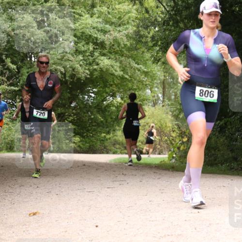 30.08.2026 - Elbe Triathlon Hamburg Antke Förster http://msf.ph/oto/10103201 30.08.2026 11:39:07 Laufen 13, 720, 156, 806 meine-sportfotos.de