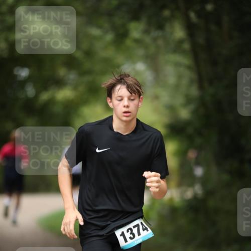 30.08.2026 - Elbe Triathlon Hamburg Antke Förster http://msf.ph/oto/10103230 30.08.2026 11:35:52 Laufen 1374 meine-sportfotos.de