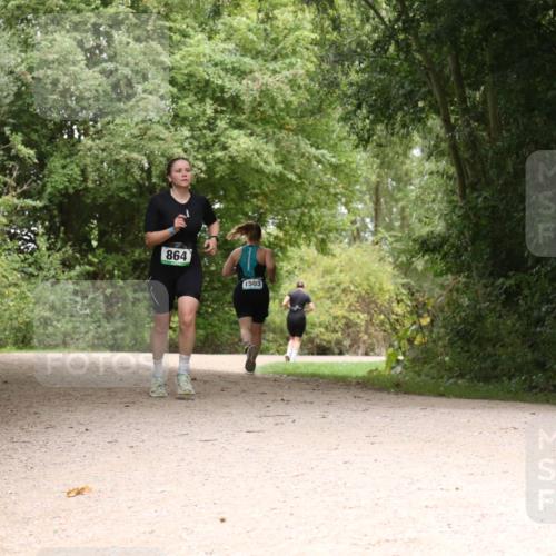 30.08.2026 - Elbe Triathlon Hamburg Antke Förster http://msf.ph/oto/10103233 30.08.2026 11:39:29 Laufen 864, 1503 meine-sportfotos.de