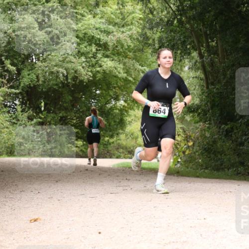 30.08.2026 - Elbe Triathlon Hamburg Antke Förster http://msf.ph/oto/10103235 30.08.2026 11:39:31 Laufen 1505, 864 meine-sportfotos.de