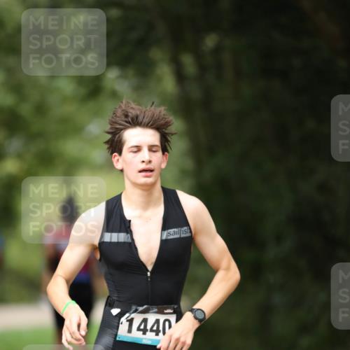 30.08.2026 - Elbe Triathlon Hamburg Antke Förster http://msf.ph/oto/10103240 30.08.2026 11:35:58 Laufen 1440 meine-sportfotos.de